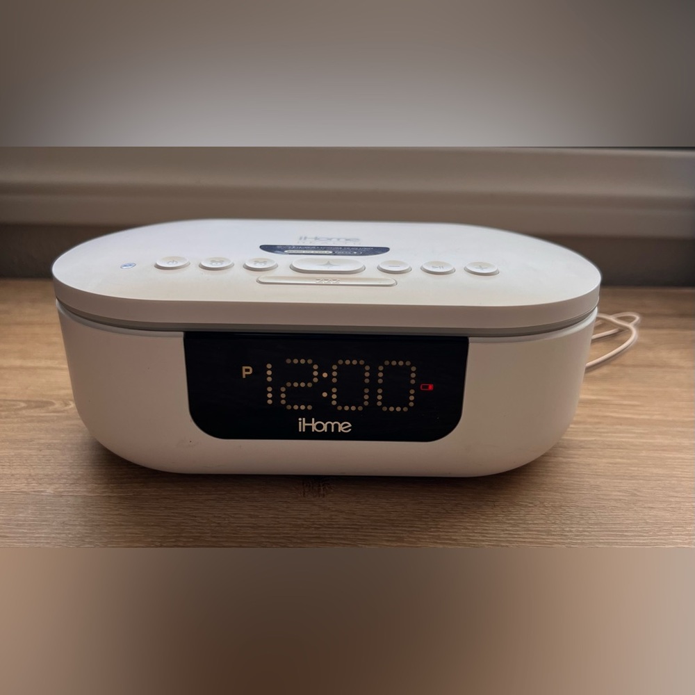 iHome Health PowerUVC PRO 360 UV-C Sanitizer with Bluetooth Speaker